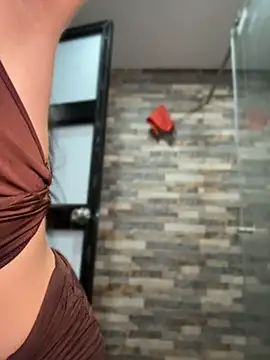 Valentina-gomezz - FUCK ME IN DOGGY + SUCK COCK💦