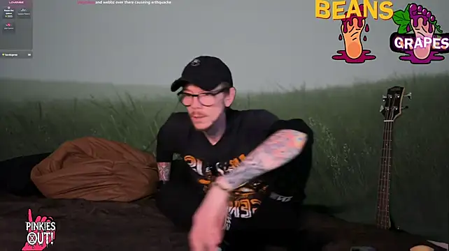 Webzandkordz - Upside downFacefuck Cumshow @ Goal!