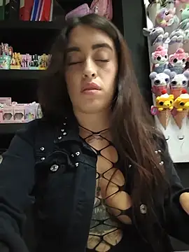 MissNyraSecret - Tits out in public in store