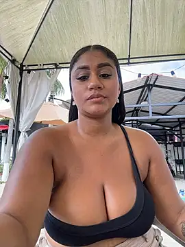 NayTorres - SPREAD ASS AND RUB ASSHOLE IN PUBLIC