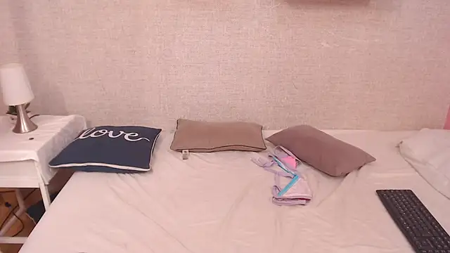 KarimeCruz_ - Shake ass