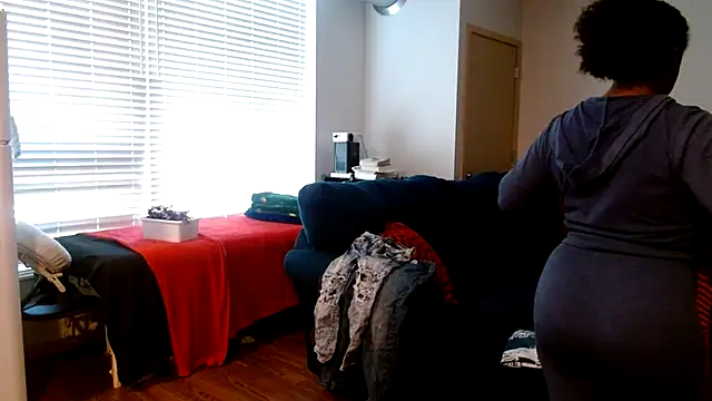 Soriahthesiren - Oil ass twerk to song
