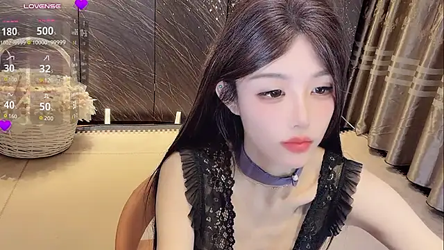 Weiba8 - 脱胸贴揉胸