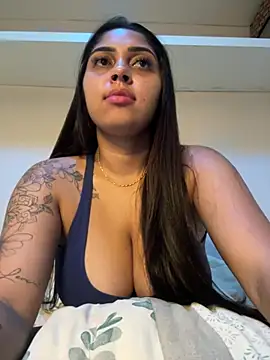 Diana_pepper - enfiar brinquedos no cuzinho