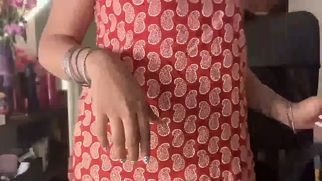 Goddess_Ariel - Candle Wax ON BOObs