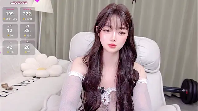 Uikyy1 - 要站在光里 不要光站在那里