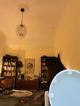 -Alisa - Naked