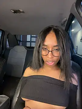 Thalia-fire - Oil or cream on my tits 💧🍒.