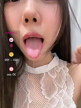 Xinyu789 - 十一点半开票开票90币三指 +开发肛门