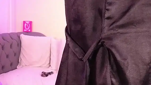 Victoriazans - rub dildo+ boobs 😈