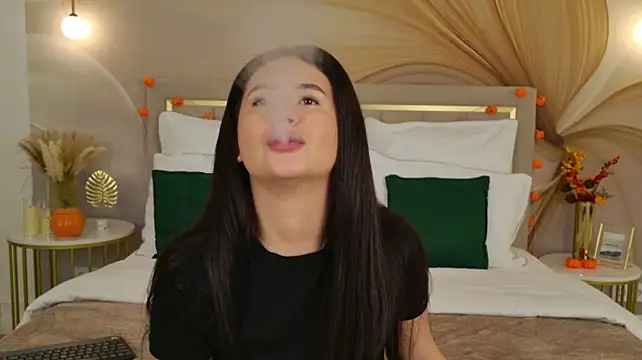 Milaleoneli - sitting on your face