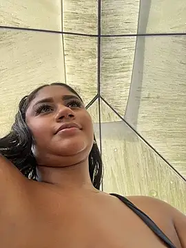 NayTorres - SPREAD ASS AND RUB ASSHOLE IN PUBLIC
