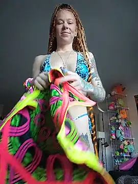 LucidLucy - Dildo riding cumshow last tip gets vid