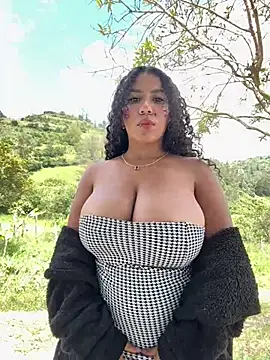 Serena_willow - 2 fingers in the pussy