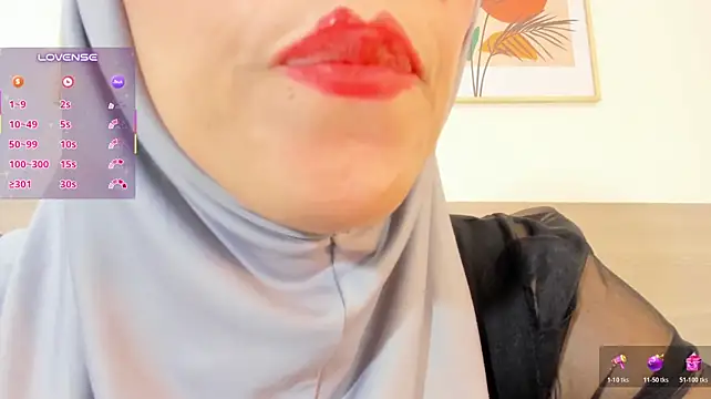 Hanajameela - SPANK ASS AND TWERKING