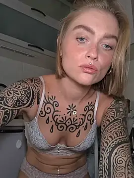 Goldi159 - Tip 45 for two hot videos 🔥