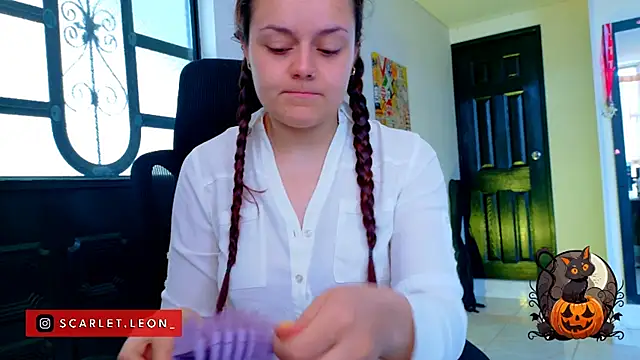 Scarletleon77