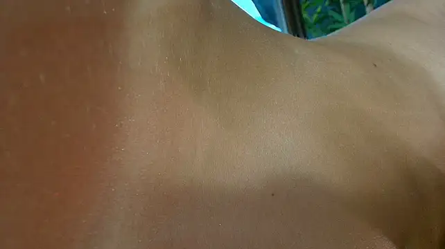 AlicePirs - Oil on my body 💖
