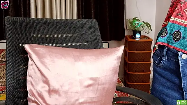 Yalinahotty - 30x ass spank *3 min control