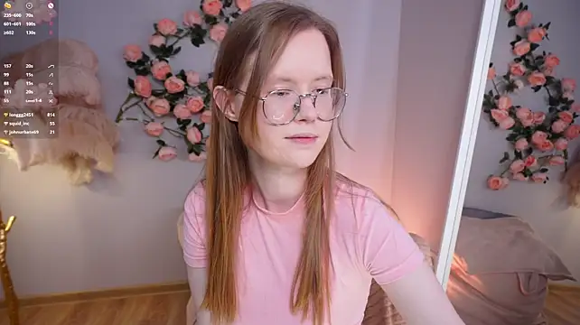 More_Sonne - play with boobs close to cam