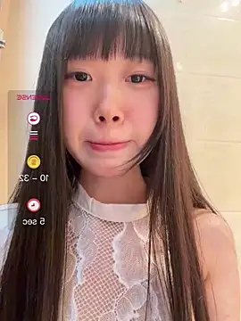Xinyu789 - 十一点半开票开票90币三指 +开发肛门