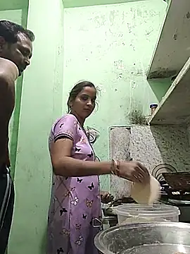 Priya_couple1 - Full need pusssy fingering