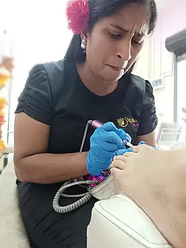 SofiaMendez1_ - Completely naked and playing with my cli