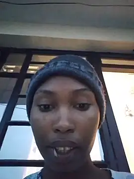 Nasty_boo_boo - spoil the queen