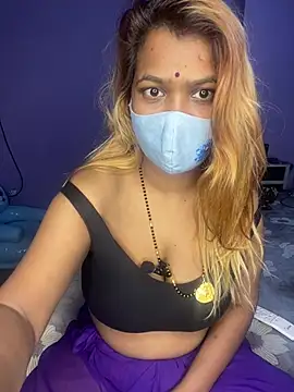 Maya_BDSM - 2 dildo in her pussy at the same time