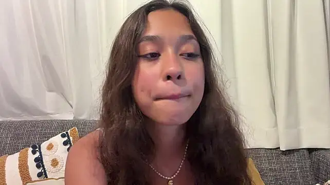 ReynaMccarron - take off my cute bra