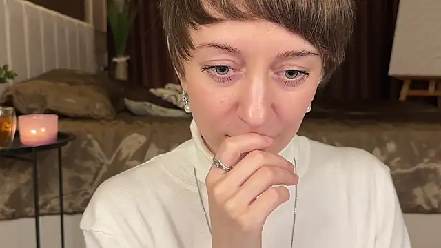 Daniellia_ - hello Deni! 💖