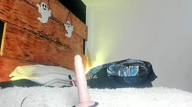 Fernanda_liie_ - SPANK ASS X 50 + OIL