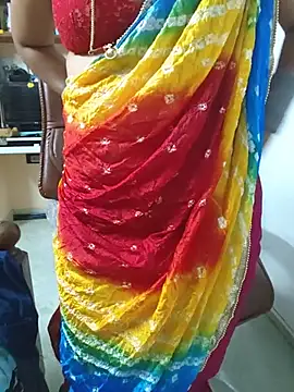 ____R-A-D-H-I-K-A____ - Massage boobs with oil