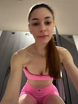 AmelieCrystal - lets get rid of my top >_<