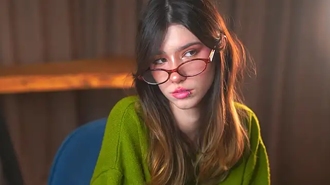 LindaNocket - Play with my hair and tease with neck
