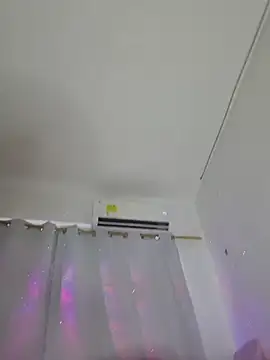 Foxylisaflores - Wet my pussy, and take control.