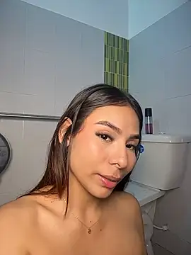Amira_cute2 - Remove panties +Touch pussy