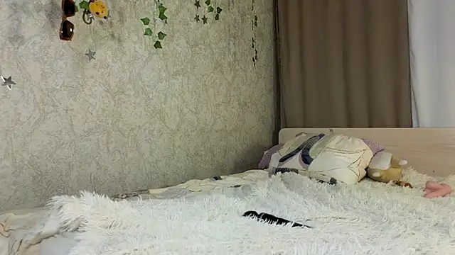 AnnyiBlue - Reverse Cowgirl Ride a Pillow