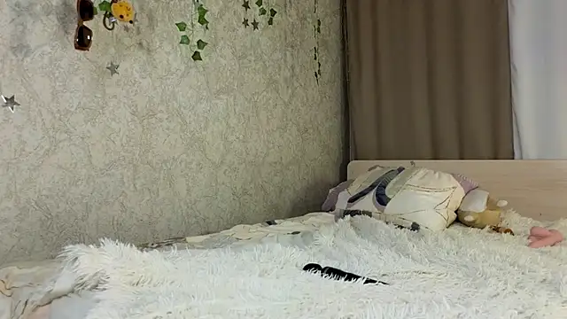 AnnyiBlue - Reverse Cowgirl Ride a Pillow