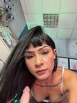 AxaraXXX - VIBE MY PUSSY 💦