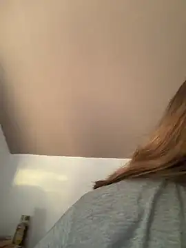 CurvyPaar2 - Show Ass & 1Video