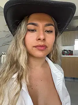 Kataliina___ - get naked+3 min toy control