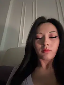 Wwasian - CLOSE UP PUSSY PLAY
