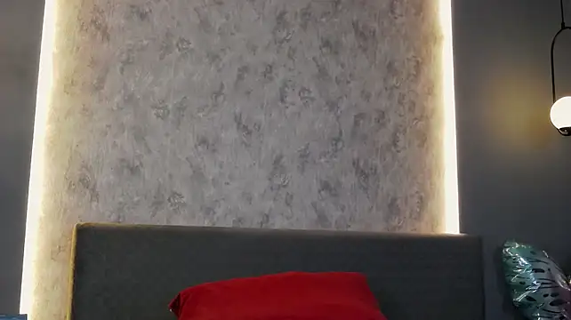 LunnaHayses - 🍑1 min control toy🍑