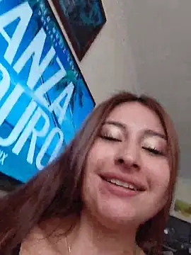 Julii_Sw - My friends fuck me dildo🥒