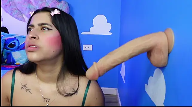 Miss___anya - ruin my make-up with too lots saliva