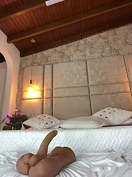 Sofi_Moreno - Keep Going, Don't Stop Wetting My Pussy