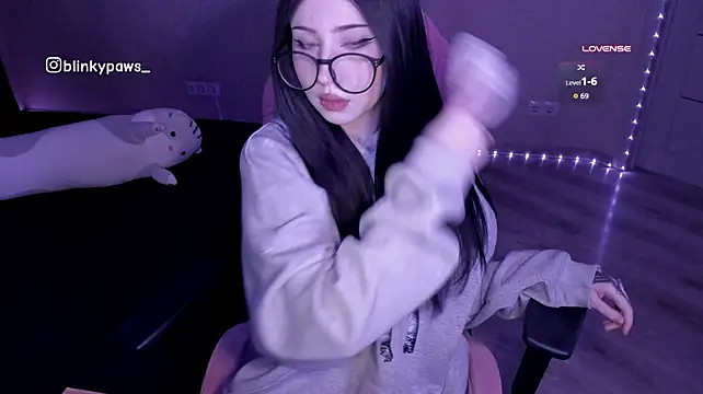 Blinkypaws - instant cum