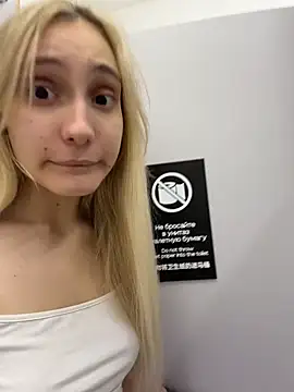 Pink_Kiss - Shake ass in panties+slap her🍑👋