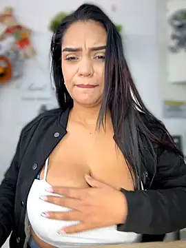 Sara-77 - OIL HUGE BOOBS + MASTURBATION 💦💦CUM